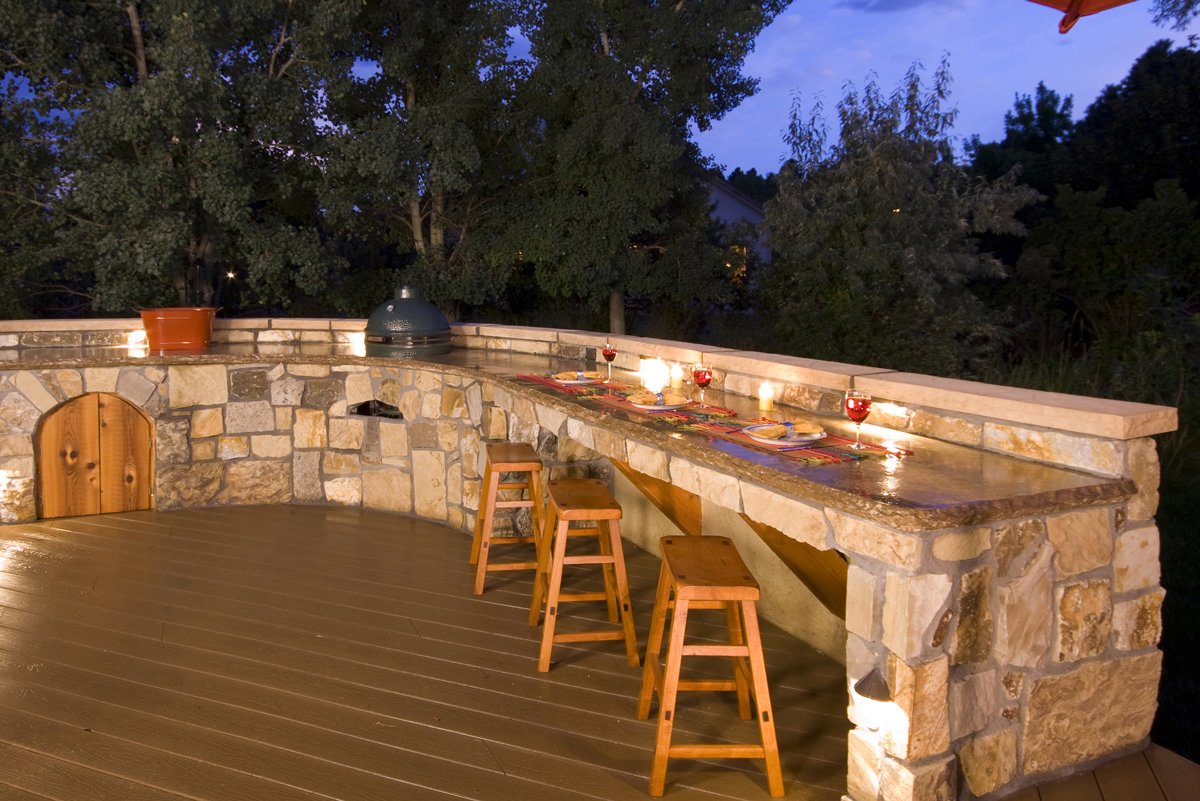 Light-Your-Outdoor-Kitchen-4 - Copy